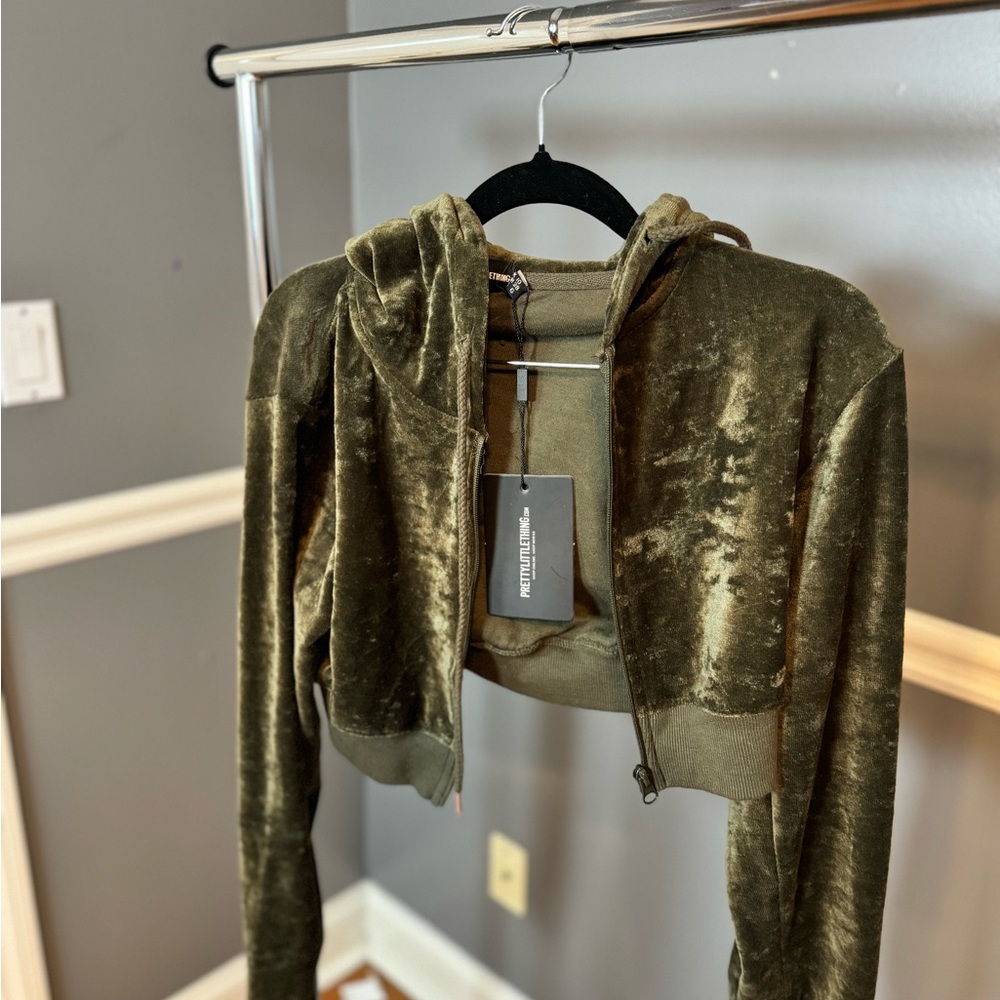 Pretty little thing velour jacket